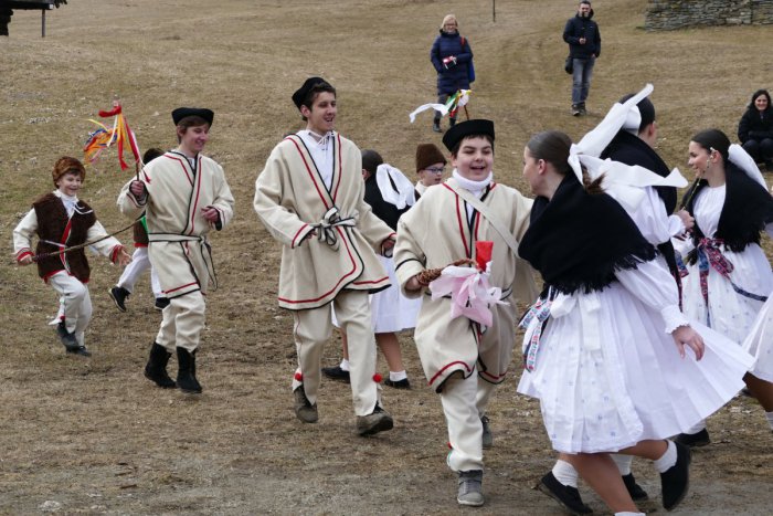 Ilustračný obrázok k článku Pribylinský skanzen ponúka návštevníkom tradičný veľkonočný program