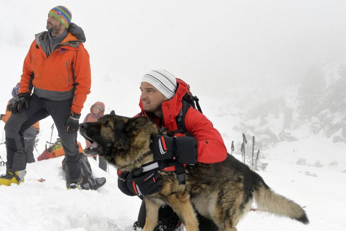 Ilustračný obrázok k článku Horskí záchranári zasahovali v Žiari: Pomoc potreboval skialpinista (50)